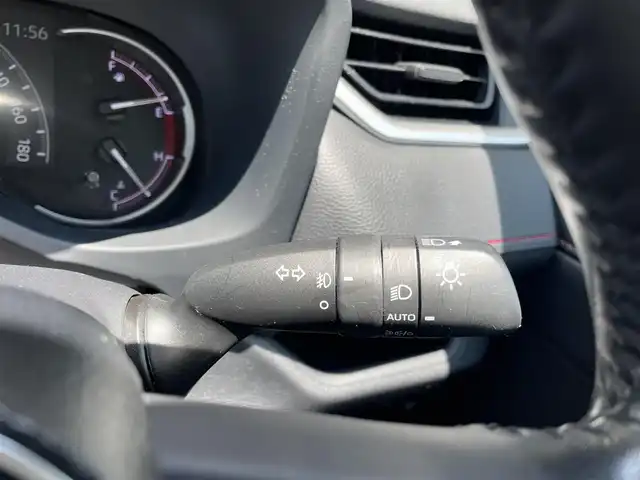 トヨタ ＲＡＶ４ アドベンチャー オフロードPKG 福島県 2020(令2)年 6.8万km スーパーホワイトⅡ 純正9インチディスプレイオーディオ/AM/FM/BT/USB/Miracast/フルセグTV/TRDフロントロアガーニッシュ/黒レザーシート/パワーシート/シートヒーター/エアシート/Toyota Safety Sense/レーダークルーズコントロール/プリクラッシュセーフティ/クリアランスソナー/パワーバックドア/ステアリングヒーター/ルーフレール/バックカメラ/オートハイビーム/LEDヘッドライト/フォグライト/純正ドライブレコーダー/ビルトインETC 2.0/プッシュスタート/ドアバイザー/フロアマット