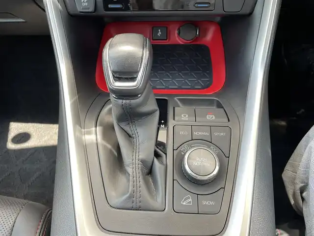 トヨタ ＲＡＶ４ アドベンチャー オフロードPKG 福島県 2020(令2)年 6.8万km スーパーホワイトⅡ 純正9インチディスプレイオーディオ/AM/FM/BT/USB/Miracast/フルセグTV/TRDフロントロアガーニッシュ/黒レザーシート/パワーシート/シートヒーター/エアシート/Toyota Safety Sense/レーダークルーズコントロール/プリクラッシュセーフティ/クリアランスソナー/パワーバックドア/ステアリングヒーター/ルーフレール/バックカメラ/オートハイビーム/LEDヘッドライト/フォグライト/純正ドライブレコーダー/ビルトインETC 2.0/プッシュスタート/ドアバイザー/フロアマット
