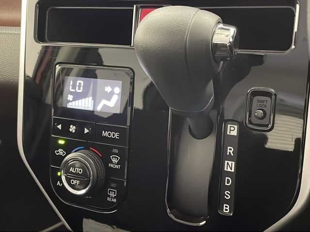 トヨタ タンク G コージーエディション 宮崎県 2020(令2)年 5.4万km 赤 ・社外ナビ　/・ＣＤ　ＤＶＤ　/・ＢＴオーディオ　/・ワンセグＴＶ　/・両側電動パワースライドドア　/・バックカメラ　/・クルーズコントロール　/・オートハロゲンヘッドライト　/・シートヒーター　/・リモコンキー　/・ＥＴＣ