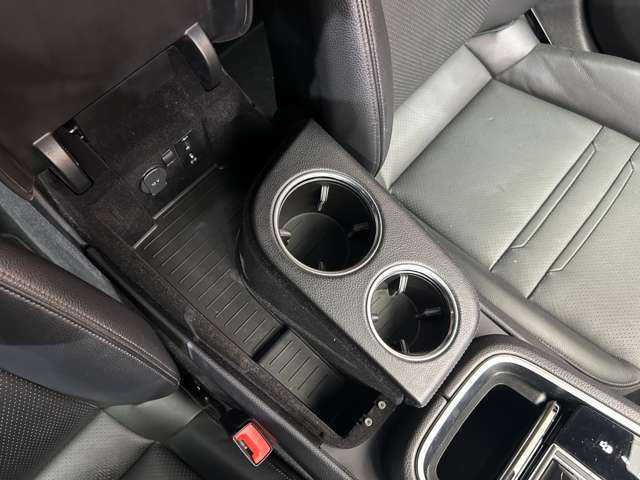 ポルシェ パナメーラ 千葉県 2019(令1)年 3.9万km GTシルバー ＡＣＣ　/黒革シート　/ナビ　/パノラミックビューモニター　/Ｂｌｕｅｔｏｏｔｈ接続　/パーキングアシスト　/ＰＡＳＭ　/シートＨ　/電動リアゲート　/ＬＥＤヘッドライト　/アクティブセーフティ　/ＥＴＣ　/ワンオーナー