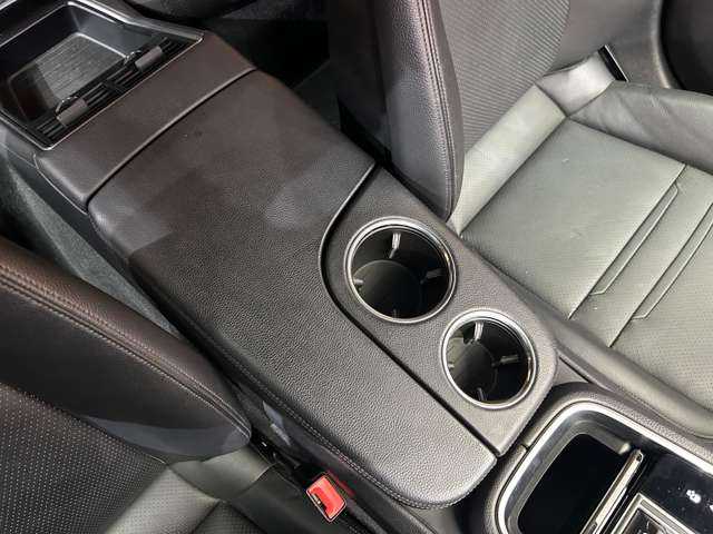 ポルシェ パナメーラ 千葉県 2019(令1)年 3.9万km GTシルバー ＡＣＣ　/黒革シート　/ナビ　/パノラミックビューモニター　/Ｂｌｕｅｔｏｏｔｈ接続　/パーキングアシスト　/ＰＡＳＭ　/シートＨ　/電動リアゲート　/ＬＥＤヘッドライト　/アクティブセーフティ　/ＥＴＣ　/ワンオーナー