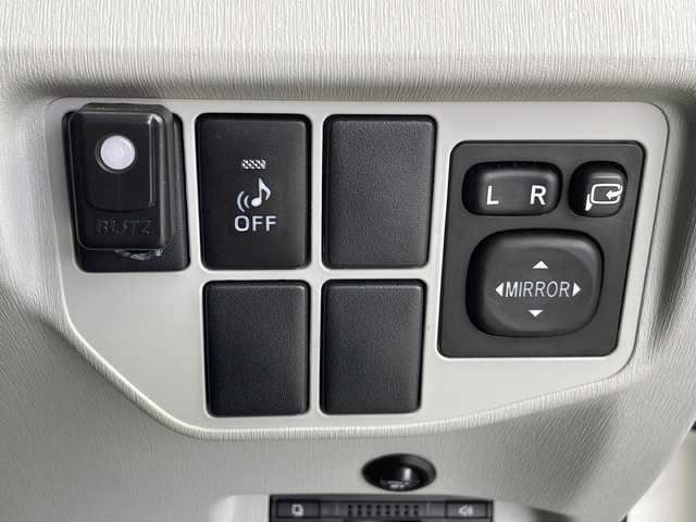 トヨタ プリウス G 大阪府 2014(平26)年 4万km ホワイトパールクリスタルシャイン 純正ナビ/・Ｂｌｕｅｔｏｏｔｈ/・フルセグテレビ/・ＣＤ/ＤＶＤ/クルーズコントロール/パワーシート/スマートキー/ビルトインＥＴＣ　/前後ドライブレコーダー/ハーフレザーシート/オートライト/W+サイド/カーテンエアバッグ/フォグランプ