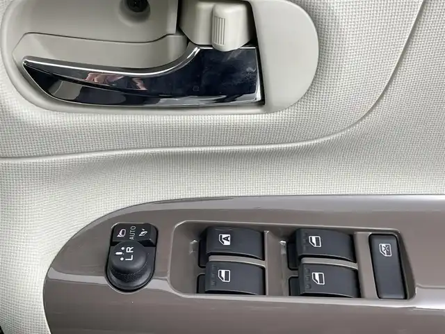 ダイハツ ムーヴ キャンバス G メイクアップ リミテッド　SAⅢ 熊本県 2019(平31)年 5万km スムースグレーマイカメタリック/プラムブラウンクリスタルマイカ 2トーン 禁煙車/衝突被害軽減ブレーキ/社外ナビTV/（CN-RA04WD/CD/DVD/Bluetooth/フルセグTV)/社外ETC/純正LEDオートライト/純正LEDフォグ/純正セキュリティアラーム/純正フロアマット/両側電動スライドドア/全方位モニター/スマートアシストIII/・衝突軽減ブレーキ/・衝突回避支援ブレーキ/・誤発進抑制機能/・車線逸脱警報機能/・先行車発進お知らせ/・ふらつき警報機能/オートマチックハイビーム/クリアランスソナー/オートエアコン/リアプライバシーガラス/スマートキー/プッシュエンジンスタート/新車時保証書/取扱い説明書