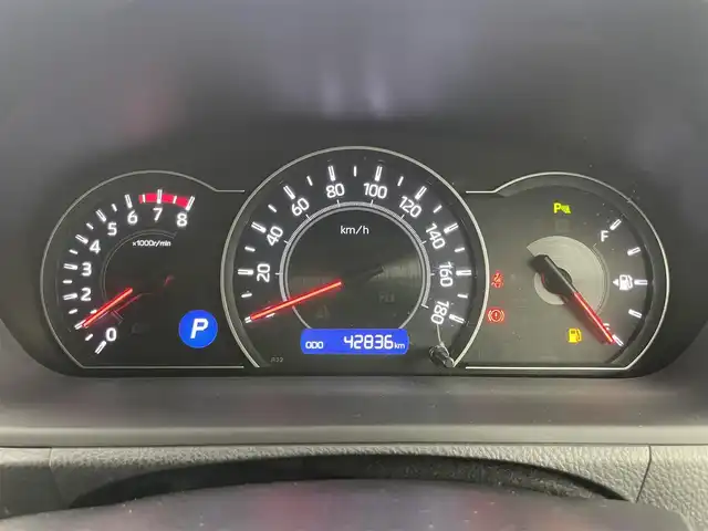 トヨタ ヴォクシー ZS 煌Ⅱ 岡山県 2020(令2)年 4.3万km ブラック アルパイン９インチナビ/【Bluetooth/フルセグTV/USB/HDMI】/衝突軽減ブレーキシステム/オートハイビーム/ＬＥＤヘッドライト/両側パワースライドドア/クルーズコントロール/バックカメラ/ビルトインＥＴＣ/社外ドライブレコーダー（前後）/コーナーセンサー（前後）/レーンアシスト/純正フロアマット/踏み間違い防止/ISOFIX/後席サンシェイド/ステアリングスイッチ/チルトステアリング/シートリフター/シートバックテーブル/ウインカーミラー/ドアバイザー/新車保証書/取扱説明書