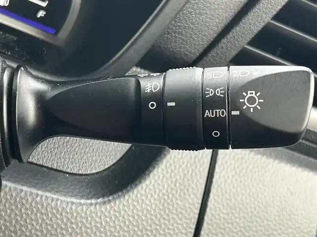 トヨタ ルーミー カスタムG－T 兵庫県 2017(平29)年 5万km ブラックマイカ/マゼンダベリーメタリック 純正SDナビ/フルセグテレビ/BTオーディオ/CD/DVD再生機能/バックカメラ/両側パワースライドドア/前席シートヒーター/スマートアシスト/純正15インチAW/純正フロアマット/LEDヘッドライト/オートライト/スマートキープッシュスタート/スペアキー