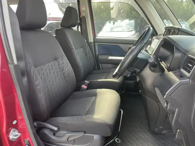 トヨタ ルーミー カスタムG－T 和歌山県 2017(平29)年 5万km ブラックマイカ/マゼンダベリーメタリック (株)IDOMが運営する【じしゃロン和歌山店】の自社ローン専用車両になります。こちらは現金またはオートローンご利用時の価格です。自社ローンご希望の方は別途その旨お申付け下さい/純正SDナビ/フルセグテレビ/BTオーディオ/CD/DVD再生機能/バックカメラ/両側パワースライドドア/前席シートヒーター/スマートアシスト/純正15インチAW/純正フロアマット/LEDヘッドライト/オートライト/スマートキープッシュスタート/スペアキー