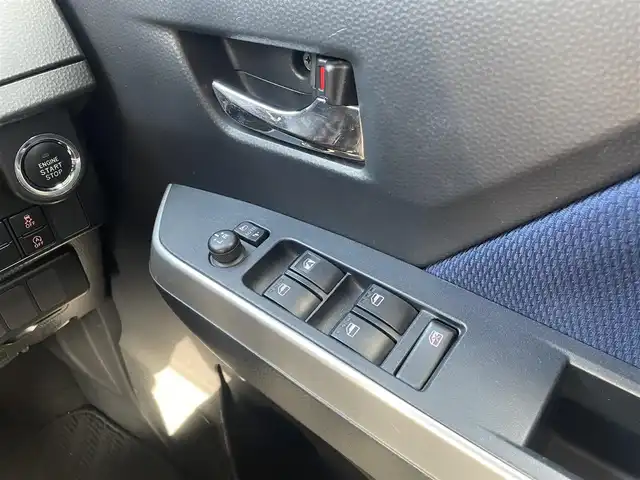 トヨタ ルーミー カスタムG－T 和歌山県 2017(平29)年 5万km ブラックマイカ/マゼンダベリーメタリック (株)IDOMが運営する【じしゃロン和歌山店】の自社ローン専用車両になります。こちらは現金またはオートローンご利用時の価格です。自社ローンご希望の方は別途その旨お申付け下さい/純正SDナビ/フルセグテレビ/BTオーディオ/CD/DVD再生機能/バックカメラ/両側パワースライドドア/前席シートヒーター/スマートアシスト/純正15インチAW/純正フロアマット/LEDヘッドライト/オートライト/スマートキープッシュスタート/スペアキー