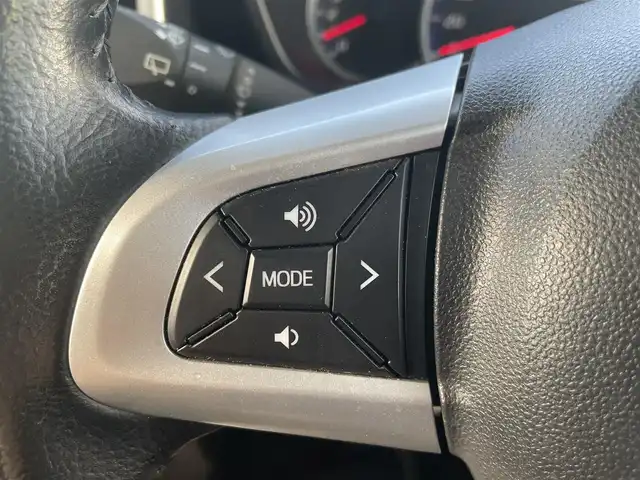 トヨタ ルーミー カスタムG－T 和歌山県 2017(平29)年 5万km ブラックマイカ/マゼンダベリーメタリック (株)IDOMが運営する【じしゃロン和歌山店】の自社ローン専用車両になります。こちらは現金またはオートローンご利用時の価格です。自社ローンご希望の方は別途その旨お申付け下さい/純正SDナビ/フルセグテレビ/BTオーディオ/CD/DVD再生機能/バックカメラ/両側パワースライドドア/前席シートヒーター/スマートアシスト/純正15インチAW/純正フロアマット/LEDヘッドライト/オートライト/スマートキープッシュスタート/スペアキー