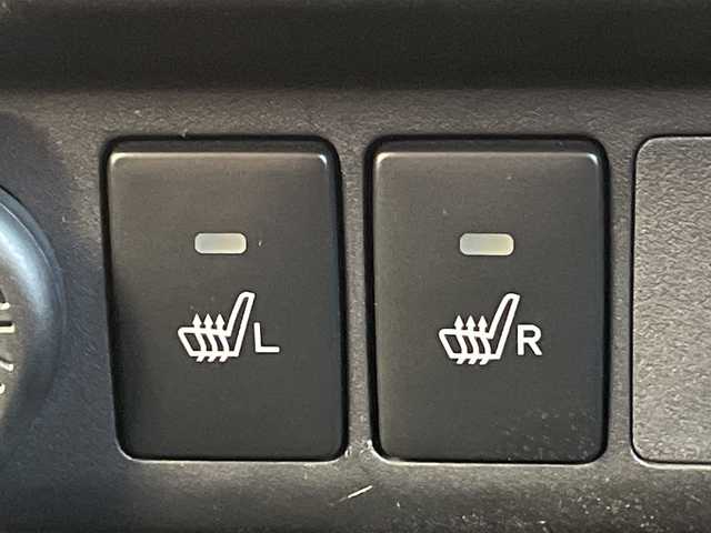 トヨタ ルーミー カスタムG 愛知県 2023(令5)年 1.9万km ブラックマイカメタリック SDナビ/全方位カメラ/両側パワースライドドア/レーダークルーズコントロール/シートヒーター/バックカメラ/コーナーセンサー/純正アルミホイール/LEDヘッドライト/ETC/衝突軽減システム/CD DVD/Bluetooth/ステアリングスイッチ/スマートキー/プッシュスタート