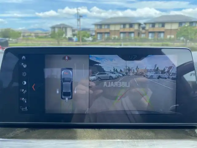 ＢＭＷ ５３０ｅ Mスポーツアイパフォーマンス 福岡県 2018(平30)年 5.1万km サファイアブラックP ・純正HDDナビ/USB/BT/CD/DVD/フルセグTV/・全方位カメラ/・インテリジェントセーフティ/・ACC/・HUD/・ブラックレザーシート/・前席パワーシート/・D席メモリーシート/・全席シートヒーター/・フットトランクオープナー/・パドルシフト/・電動パーキング/・AUTO HOLD/・アンビエントライト/・ビルトインETC2.0/・純正19インチAW/・AUTO LEDヘッドライト/・スマートキー/・保証書/取扱説明書