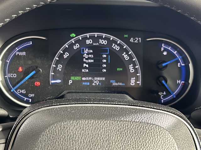 トヨタ ＲＡＶ４ ハイブリッドG 沖縄県 2020(令2)年 3.9万km ホワイトパールクリスタルシャイン 県外仕入/禁煙車/純正9インチディスプレイオーディオ/(Bluetooth.フルセグ.ラジオ.USB)/パノラミックビューモニター/4WD/ブラインドスポットモニター/レーダークルーズコントロール/シートヒーター/メモリパワーシート/電動リアゲート/ステアリングヒーター/トヨタセーフティセンス/プリクラッシュセーフティ/オートハイビーム/クリアランスソナー/ビルトインETC2.0/純正ドライブレコーダー/純正フロアマット/ドアバイザー/レザーシート/スペアキー/TVキャンセラー