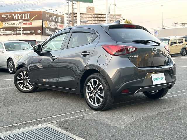 マツダ デミオ XD ツーリング Lパッケージ 徳島県 2017(平29)年 7.4万km マシーングレープレミアムM ターボ/純正SDナビ/（Bluetooth/ワンセグ/CD/DVD/AUX）/バックカメラ/シートヒーター（D+N席）/クルーズコントロール/パドルシフト/LEDヘッドライト/オートライト/ビルトインETC/純正AW/純正フロアマット/プッシュスタート/スマートキー/スペアキー