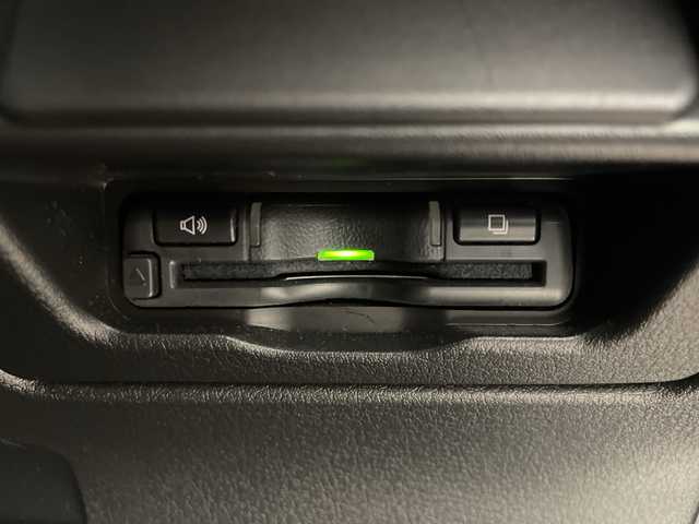 マツダ ＣＸ－３０ 20S 岐阜県 2019(令1)年 5.2万km マシーングレープレミアムM 純正メモリーナビ/CD/DVD/Bluetooth/フルセグTV/バックカメラ/6速MT/i-ACTIVSENSE/衝突軽減ブレーキ/ブラインドスポットモニタリング/レーダークルーズコントロール/レーンキープアシスト/オートハイビーム/ビルトインETC/ドライブレコーダー/パーキングセンサー/純正18インチアルミホイール/革巻きステアリング/ステアリングリモコン/純正フロアマット/オートLEDヘッドライト/電動パーキングブレーキ/ブレーキホールド/スマートキー/プッシュスタート