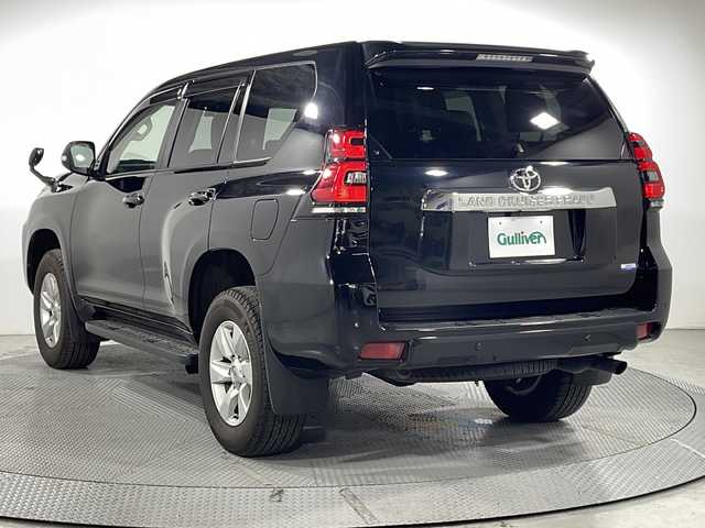 トヨタ ランドクルーザー プラド TX Lパッケージ 広島県 2022(令4)年 2.9万km アティチュードブラックマイカ 7人乗り/純正9型ナビ/バックカメラ/黒革シート/パワーシート/シートヒーター/ベンチレーション/電動格納サードシート/トランスファーレバー/セーフティセンス/・プリクラッシュセーフティ/・レーンディパーチャーアラート/・オートマチックハイビーム/・レーダークルーズコントロール/・パーキングサポートブレーキ/LEDヘッドランプ/純正17インチAW/ETC/ドライブレコーダー