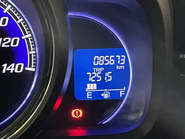 ホンダ Ｎ ＯＮＥ プレミアム SSパッケージ 東京都 2014(平26)年 8.6万km パールⅡ (株)IDOMが運営する【じしゃロン国分寺店】の自社ローン対象車両になります。こちらは現金ご利用時の価格です。/自社ローンご希望の方は別途その旨お申付け下さい。