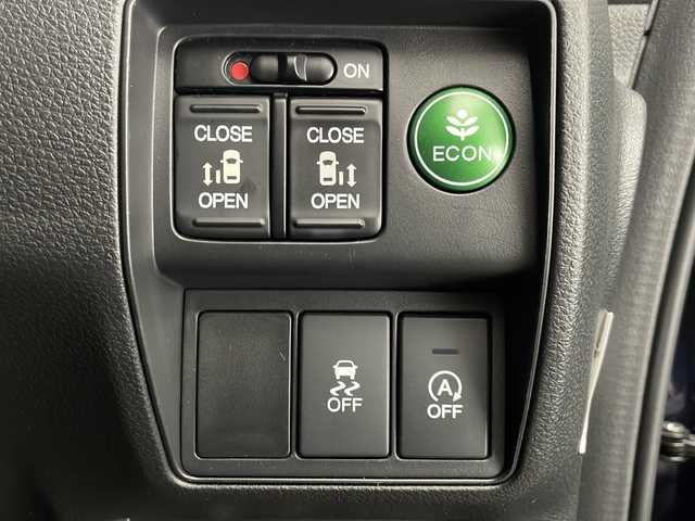 ホンダ オデッセイ アブソルート EX 宮崎県 2014(平26)年 5.2万km プレミアムヴィーナスブラックP 禁煙車/ホンダセンシング/純正ナビTV/（HDMI/USB/FMAM/Bluetooth/フルセグTV)/純正バックカメラ/純正ビルトインETC/純正LEDオートライト/純正LEDフォグ/純正18インチアルミ/純正フロアマット/両側電動スライドドア/クルーズコントロール/ブラインドスポットモニター/ウインカードアミラー/運転席パワーシート/ハーフレザーシート/Wオートエアコン/本革巻ハンドル/スマートキー/プッシュエンジンスタート/スペアキー/新車時保証書/取扱い説明書