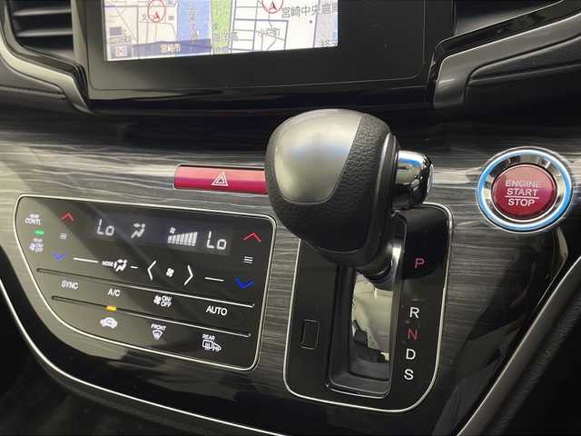 ホンダ オデッセイ アブソルート EX 宮崎県 2014(平26)年 5.2万km プレミアムヴィーナスブラックP 禁煙車/ホンダセンシング/純正ナビTV/（HDMI/USB/FMAM/Bluetooth/フルセグTV)/純正バックカメラ/純正ビルトインETC/純正LEDオートライト/純正LEDフォグ/純正18インチアルミ/純正フロアマット/両側電動スライドドア/クルーズコントロール/ブラインドスポットモニター/ウインカードアミラー/運転席パワーシート/ハーフレザーシート/Wオートエアコン/本革巻ハンドル/スマートキー/プッシュエンジンスタート/スペアキー/新車時保証書/取扱い説明書