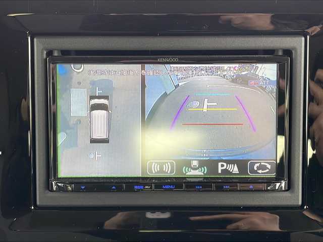 スズキ ワゴンＲ スマイル HYBRID X 山口県 2023(令5)年 2.1万km インディゴブルーメタリック/ホワイト2トーン スズキセーフティサポート/　・衝突軽減ブレーキ/　・車線逸脱通知/　・先行車発進通知/　・誤発進抑制機能/　・アダプティブクルーズコントロール/　・コーナーセンサー/　・ふらつき防止機能/　・標識認識機能/　・リアクロストラフィックアラート/社外ナビ：MDV-D209BT/　・Bluetoothオーディオ/　・ハンズフリー通話/　・AM/FMラジオ/　・AUX/　・iPod接続/　・CD再生/　・SDカード再生/　・USBデータ通信(ケーブル別)/全方位モニター/ヘッドアップディスプレイ/LEDオートライト/LEDフォグランプ/ETC/ステアリングスイッチ/両側電動スライドドア/アイドリングSTOP/スマートキー/イモビライザー/プッシュスタート/運転席シートヒーター/USBソケット電源/WSRS＋サイドエアバッグ/助手席シートアンダートレー/運転席シートリフター/UVカットプライバシーガラス/バニティミラー/ベンチシート/アームレスト/アームレストコンソール/ステアリングチルト機構/マルチインフォメーションディスプレイ/フルオートAC