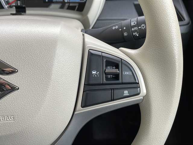 スズキ ワゴンＲ スマイル HYBRID X 山口県 2023(令5)年 2.1万km インディゴブルーメタリック/ホワイト2トーン スズキセーフティサポート/　・衝突軽減ブレーキ/　・車線逸脱通知/　・先行車発進通知/　・誤発進抑制機能/　・アダプティブクルーズコントロール/　・コーナーセンサー/　・ふらつき防止機能/　・標識認識機能/　・リアクロストラフィックアラート/社外ナビ：MDV-D209BT/　・Bluetoothオーディオ/　・ハンズフリー通話/　・AM/FMラジオ/　・AUX/　・iPod接続/　・CD再生/　・SDカード再生/　・USBデータ通信(ケーブル別)/全方位モニター/ヘッドアップディスプレイ/LEDオートライト/LEDフォグランプ/ETC/ステアリングスイッチ/両側電動スライドドア/アイドリングSTOP/スマートキー/イモビライザー/プッシュスタート/運転席シートヒーター/USBソケット電源/WSRS＋サイドエアバッグ/助手席シートアンダートレー/運転席シートリフター/UVカットプライバシーガラス/バニティミラー/ベンチシート/アームレスト/アームレストコンソール/ステアリングチルト機構/マルチインフォメーションディスプレイ/フルオートAC