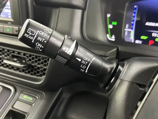 ホンダ ステップワゴン スパーダ eHEV 埼玉県 2023(令5)年 2万km プラチナホワイトパール 純正ナビ/（BT/CD／DVD／AM／FM／フルTV）/バックカメラ/ホンダセンシング/・衝突軽減ブレーキ/・アダプティブクルーズコントロール/・車線維持支援システム/・誤発進抑制機能/・後方誤発進抑制機能/BSM/純正アルミホイール/両側パワースライドドア/パワーバックドア/ハーフレザーシート/シートヒーター/純正ドラレコ/パドルシフト