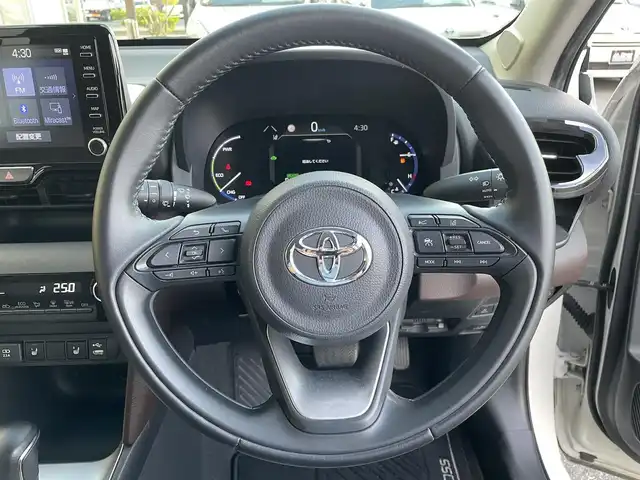 トヨタ ヤリスクロス ハイブリッド Z 愛知県 2020(令2)年 5.4万km ホワイトパールクリスタルシャイン トヨタセーフティセンス　/ナビ　/全方位カメラ　/ＥＴＣ２．０　/レーダークルーズコントロール　/ハーフレザーシート　/シートヒーター　/運転席パワーシート　/ＬＥＤヘッドライト　/スマートキー