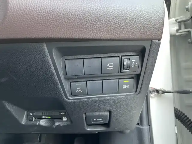 トヨタ ヤリスクロス ハイブリッド Z 愛知県 2020(令2)年 5.4万km ホワイトパールクリスタルシャイン トヨタセーフティセンス　/ナビ　/全方位カメラ　/ＥＴＣ２．０　/レーダークルーズコントロール　/ハーフレザーシート　/シートヒーター　/運転席パワーシート　/ＬＥＤヘッドライト　/スマートキー