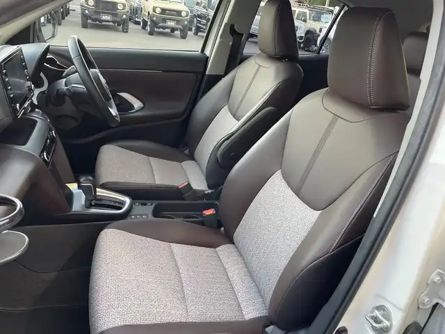 トヨタ ヤリスクロス ハイブリッド Z 愛知県 2020(令2)年 5.4万km ホワイトパールクリスタルシャイン トヨタセーフティセンス　/ナビ　/全方位カメラ　/ＥＴＣ２．０　/レーダークルーズコントロール　/ハーフレザーシート　/シートヒーター　/運転席パワーシート　/ＬＥＤヘッドライト　/スマートキー