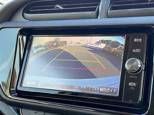 トヨタ アクア G 福岡県 2017(平29)年 4.3万km ライムホワイトパールクリスタルシャイン 純正ナビ【AM/FM/CD/DVD/BT/SD/フルセグTV】/クルーズコントロール/バックカメラ/トヨタセーフティセンス/純正前方ドライブレコーダー/ビルトインETC/前席シートヒーター/純正15インチアルミホイール/LEDヘッドライト＆LEDフォグランプ/ステアリングスイッチ/電動格納ミラー/ドアバイザー/ISOFIX/スペアタイヤ