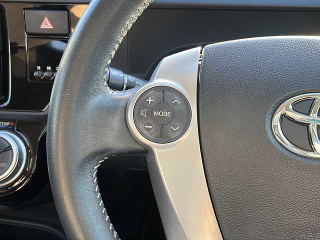 トヨタ アクア G 福岡県 2017(平29)年 4.3万km ライムホワイトパールクリスタルシャイン 純正ナビ【AM/FM/CD/DVD/BT/SD/フルセグTV】/クルーズコントロール/バックカメラ/トヨタセーフティセンス/純正前方ドライブレコーダー/ビルトインETC/前席シートヒーター/純正15インチアルミホイール/LEDヘッドライト＆LEDフォグランプ/ステアリングスイッチ/電動格納ミラー/ドアバイザー/ISOFIX/スペアタイヤ