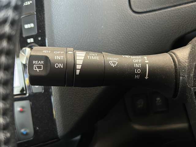 日産 セレナ HWS S HV Vセレ +Sefty 静岡県 2015(平27)年 10万km ダイヤモンドブラック 純正ナビ/ipod/SD/USB/CD/DVD/Bluetooth/ラジオ/フルセグTV/主要装備/・クルーズコントロール　/・全方位カメラ　/・両側パワースライドドア　/・ＥＴＣ　/・アイドリングストップ　/・フリップダウンモニター/・プッシュスタート　/・ＬＥＤヘッドライト　/・フォグランプ　/・衝突軽減システム/・レーンキープ/・盗難防止装置/・スマートキー/・純正アルミホイール/・純正フロアマット