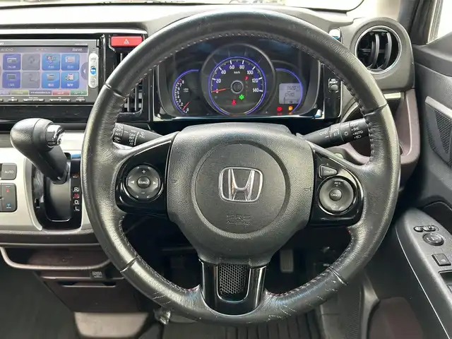 ホンダ Ｎ ＷＧＮ カスタム G Aパッケージ 佐賀県 2015(平27)年 5.2万km ポリッシュドメタルメタリック ワンオーナー/クルーズコントロール/シティブレーキアクティブシステム(CTBA)/純正メモリナビ/ワンセグTV　CD　DVD　SD　BT/バックカメラ/ETC/ハーフレザーシート/革巻きステアリング/ステアリングリモコン/純正14インチアルミホイール/純正キセノンヘッドライト/フォグライト/ウィンカーミラー/ドアバイザ―/プッシュスタート/スマートキー/スペアキー１本/保証書/取扱説明書