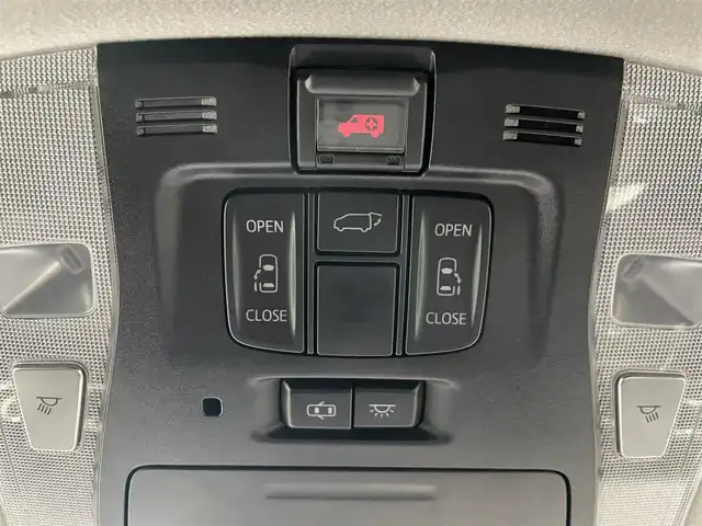 トヨタ ヴェルファイア Z Gエディション 鹿児島県 2019(平31)年 4.6万km バーニングブラッククリスタルシャインガラスフレーク 純正ナビ/(フルセグTV/Bluetooth/DVD/CD)/バックカメラ/両側パワースライドドア/クルーズコントロール/前席シートヒーター/シートベンチレーション/1/2列目パワーシート/オットマン/運転席シートメモリ/Toyota Safety Sense/　・プリクラッシュセーフティ/　・レーダークルーズコントロール/　・レーントレーシングアシスト/　・ロードサインアシスト/　・アダプティブハイビームシステム/　・インテリジェントクリアランスソナー/ドライブレコーダー/ETC/ステアリングヒーター/電動パーキングブレーキ/オートブレーキホールド/ロールサンシェード/純正アルミホイール/純正フロアマット/電動格納ミラー