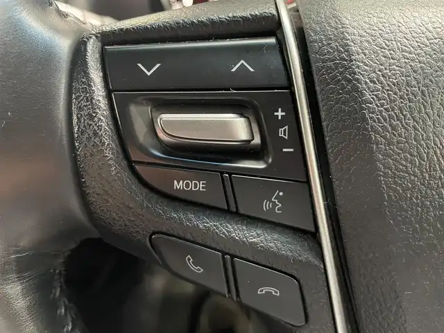 トヨタ ヴェルファイア Z Gエディション 鹿児島県 2019(平31)年 4.6万km バーニングブラッククリスタルシャインガラスフレーク 純正ナビ/(フルセグTV/Bluetooth/DVD/CD)/バックカメラ/両側パワースライドドア/クルーズコントロール/前席シートヒーター/シートベンチレーション/1/2列目パワーシート/オットマン/運転席シートメモリ/Toyota Safety Sense/　・プリクラッシュセーフティ/　・レーダークルーズコントロール/　・レーントレーシングアシスト/　・ロードサインアシスト/　・アダプティブハイビームシステム/　・インテリジェントクリアランスソナー/ドライブレコーダー/ETC/ステアリングヒーター/電動パーキングブレーキ/オートブレーキホールド/ロールサンシェード/純正アルミホイール/純正フロアマット/電動格納ミラー