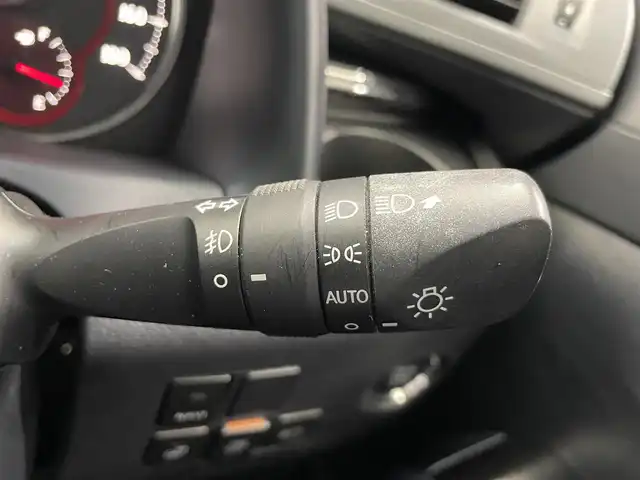 トヨタ ヴェルファイア Z Gエディション 鹿児島県 2019(平31)年 4.6万km バーニングブラッククリスタルシャインガラスフレーク 純正ナビ/(フルセグTV/Bluetooth/DVD/CD)/バックカメラ/両側パワースライドドア/クルーズコントロール/前席シートヒーター/シートベンチレーション/1/2列目パワーシート/オットマン/運転席シートメモリ/Toyota Safety Sense/　・プリクラッシュセーフティ/　・レーダークルーズコントロール/　・レーントレーシングアシスト/　・ロードサインアシスト/　・アダプティブハイビームシステム/　・インテリジェントクリアランスソナー/ドライブレコーダー/ETC/ステアリングヒーター/電動パーキングブレーキ/オートブレーキホールド/ロールサンシェード/純正アルミホイール/純正フロアマット/電動格納ミラー