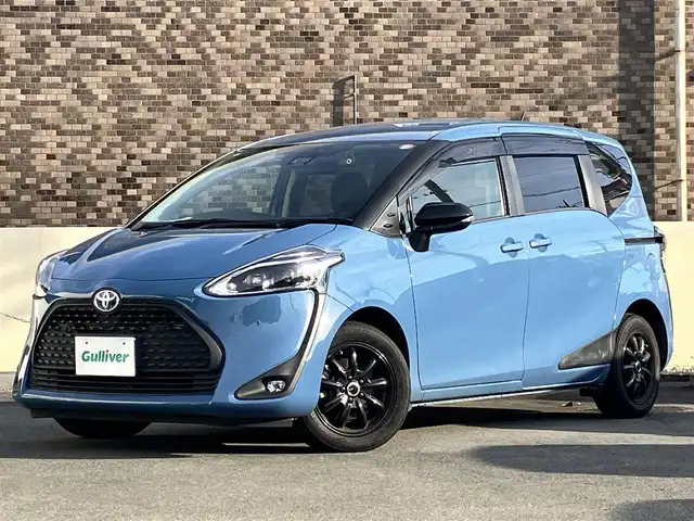 トヨタ シエンタ ハイブリッド G セーフティエディションⅡ 静岡県 2021(令3)年 5.4万km グレイッシュブルー エンジンスタートボタン/パワーステアリング/パワーウィンドウ/アイドリングストップ/オートエアコン/スマートキー/スペアキー1本/クルーズコントロール/USB入力端子/ETC/バックカメラ/純正ナビ（CD/DVD/BT/フルセグ）/ドライブレコーダー前後/ウォークスルー/純正フロアマット/布シート/両側パワースライドドア/社外アルミホイール/ABS/横滑り防止装置/コーナーセンサー前後/レーンキープアシスト/オートライト/オートマチックハイビーム/LEDヘッドライト/Wエアバッグ/衝突軽減システム/タンブルシート