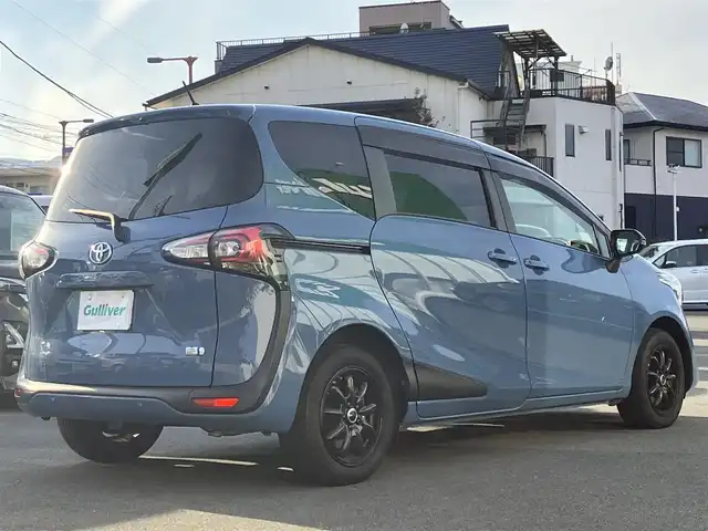 トヨタ シエンタ ハイブリッド G セーフティエディションⅡ 静岡県 2021(令3)年 5.4万km グレイッシュブルー エンジンスタートボタン/パワーステアリング/パワーウィンドウ/アイドリングストップ/オートエアコン/スマートキー/スペアキー1本/クルーズコントロール/USB入力端子/ETC/バックカメラ/純正ナビ（CD/DVD/BT/フルセグ）/ドライブレコーダー前後/ウォークスルー/純正フロアマット/布シート/両側パワースライドドア/社外アルミホイール/ABS/横滑り防止装置/コーナーセンサー前後/レーンキープアシスト/オートライト/オートマチックハイビーム/LEDヘッドライト/Wエアバッグ/衝突軽減システム/タンブルシート