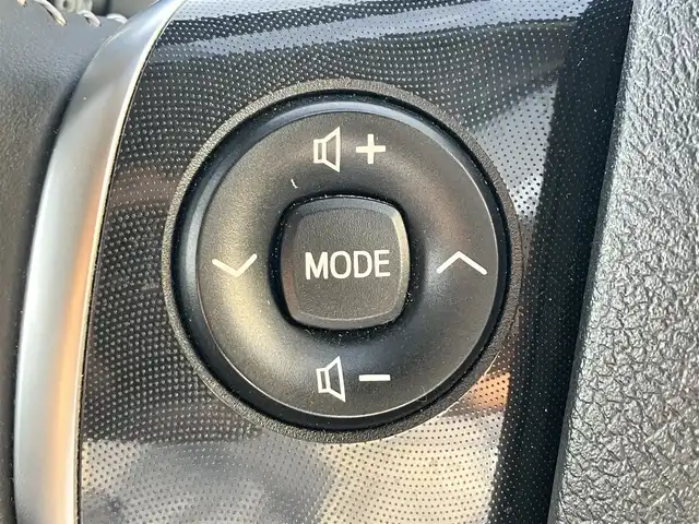 トヨタ シエンタ ハイブリッド G セーフティエディションⅡ 静岡県 2021(令3)年 5.4万km グレイッシュブルー エンジンスタートボタン/パワーステアリング/パワーウィンドウ/アイドリングストップ/オートエアコン/スマートキー/スペアキー1本/クルーズコントロール/USB入力端子/ETC/バックカメラ/純正ナビ（CD/DVD/BT/フルセグ）/ドライブレコーダー前後/ウォークスルー/純正フロアマット/布シート/両側パワースライドドア/社外アルミホイール/ABS/横滑り防止装置/コーナーセンサー前後/レーンキープアシスト/オートライト/オートマチックハイビーム/LEDヘッドライト/Wエアバッグ/衝突軽減システム/タンブルシート