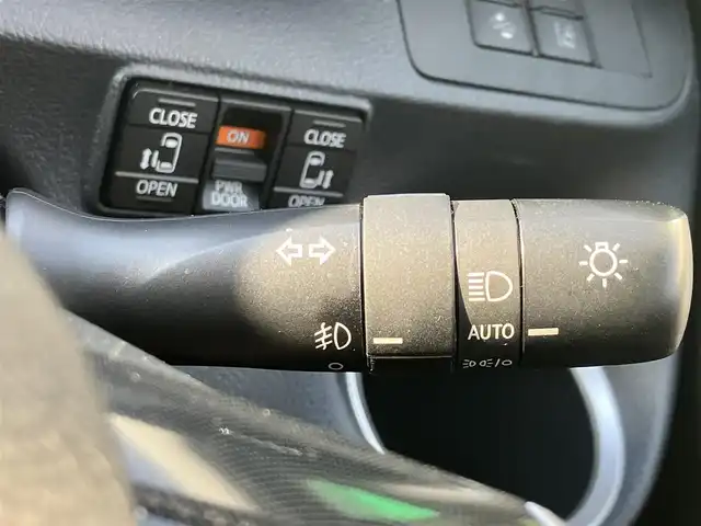 トヨタ シエンタ ハイブリッド G セーフティエディションⅡ 静岡県 2021(令3)年 5.4万km グレイッシュブルー エンジンスタートボタン/パワーステアリング/パワーウィンドウ/アイドリングストップ/オートエアコン/スマートキー/スペアキー1本/クルーズコントロール/USB入力端子/ETC/バックカメラ/純正ナビ（CD/DVD/BT/フルセグ）/ドライブレコーダー前後/ウォークスルー/純正フロアマット/布シート/両側パワースライドドア/社外アルミホイール/ABS/横滑り防止装置/コーナーセンサー前後/レーンキープアシスト/オートライト/オートマチックハイビーム/LEDヘッドライト/Wエアバッグ/衝突軽減システム/タンブルシート