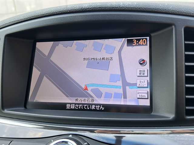 日産 エルグランド VIP 埼玉県 2011(平23)年 10.9万km ファントムブラック (株)IDOMが運営する【じしゃロン熊谷店】の自社ローン専用車両になりますこちらは現金またはオートローンご利用時の価格です。自社ローンご希望の方は別途その旨お申付け下さい/禁煙車/サンルーフ/黒レザーシート/純正HDDナビ（CD/DVD/Bluetooth/フルセグTV）/アラウンドビューカメラ/オートサイドステップ/社外20AW/パワーバックドア/パワーシート/シートメモリー/キセノンライト/100V電源/スマートキー/シートヒーター/両側パワースライドドア/電動格納サードシート/後席モニター/ETC/オットマン/純正フロアマット/スペアキー