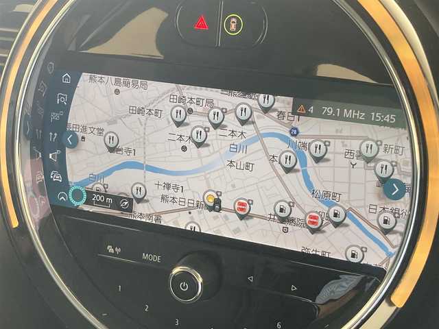 ＭＩＮＩ ミニ クーパー 熊本県 2021(令3)年 2.5万km ペッパー・ホワイト ・スマートキー/・プッシュスタート/・インテリジェントセーフティ/・PDC自動起動/・パーキングアシスト/・ハーフレザースポーツシート/・純正HDDナビ/　【Bluetooth・USB・MSV】/・バックカメラ/・ETC/・ドライブレコーダー(前方録画)/・LEDヘッドランプ/・UKテール/・純正マット