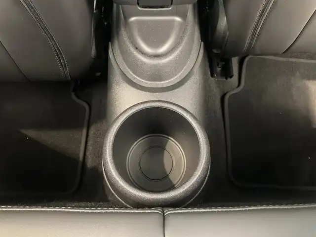 ＭＩＮＩ ミニ クーパー 熊本県 2021(令3)年 2.5万km ペッパー・ホワイト ・スマートキー/・プッシュスタート/・インテリジェントセーフティ/・PDC自動起動/・パーキングアシスト/・ハーフレザースポーツシート/・純正HDDナビ/　【Bluetooth・USB・MSV】/・バックカメラ/・ETC/・ドライブレコーダー(前方録画)/・LEDヘッドランプ/・UKテール/・純正マット
