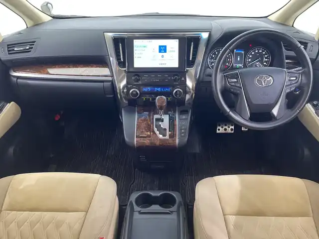 トヨタ アルファード X 栃木県 2020(令2)年 4.8万km グラファイトM 4WD/純正ナビ/(フルセグTV・Bluetooth・USB)/バックカメラ/衝突軽減ブレーキ/前後コーナーセンサー/オートクルーズコントロール/ブラインドスポットモニター/MTモード付AT/ETC/3列シート/LEDライト/オートライト/片側パワースライドドア/純正アルミホイール/純正フロアマット/デジタルインナーミラー/ドアバイザー/スマートキー/取扱説明書/保証書