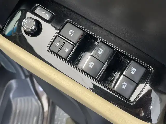 トヨタ アルファード X 栃木県 2020(令2)年 4.8万km グラファイトM 4WD/純正ナビ/(フルセグTV・Bluetooth・USB)/バックカメラ/衝突軽減ブレーキ/前後コーナーセンサー/オートクルーズコントロール/ブラインドスポットモニター/MTモード付AT/ETC/3列シート/LEDライト/オートライト/片側パワースライドドア/純正アルミホイール/純正フロアマット/デジタルインナーミラー/ドアバイザー/スマートキー/取扱説明書/保証書