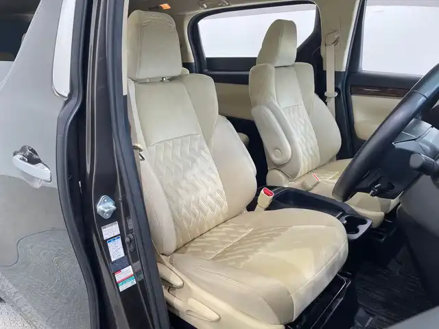 トヨタ アルファード X 栃木県 2020(令2)年 4.8万km グラファイトM 4WD/純正ナビ/(フルセグTV・Bluetooth・USB)/バックカメラ/衝突軽減ブレーキ/前後コーナーセンサー/オートクルーズコントロール/ブラインドスポットモニター/MTモード付AT/ETC/3列シート/LEDライト/オートライト/片側パワースライドドア/純正アルミホイール/純正フロアマット/デジタルインナーミラー/ドアバイザー/スマートキー/取扱説明書/保証書
