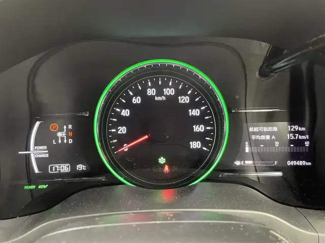 ホンダ ヴェゼル ハイブリッド RS ホンダセンシング 大阪府 2018(平30)年 5万km クリスタルブラックパール ホンダセンシング/　・衝突軽減ブレーキ/　・誤発進抑制機能/　・アダプティブクルーズコントロール/　・車線維持支援システム/社外メモリナビ/　　CD/DVD/BT/フルセグTV/バックカメラ/LEDオートライト/フォグランプ/合皮ハーフレザーシート/シートヒーター/純正18インチアルミホイール/パドルシフト/アイドリングストップ/スマートキー/ビルトインETC