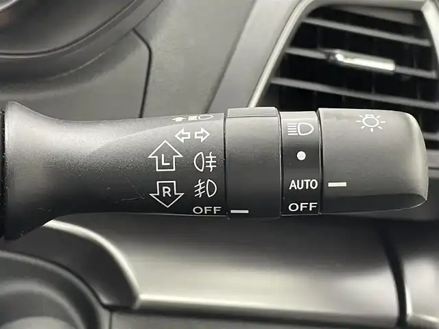 スバル インプレッサ スポーツ 2．0i－S アイサイト 熊本県 2017(平29)年 6.5万km クリスタルホワイトP 純正8インチナビCN-LR820D（フルセグ・DVD・CD・BT・USB）/バックカメラ/ETC2.0/ドライブレコーダー/レーダークルーズコントロール/アイサイト/衝突軽減ブレーキ/レーンキープアシスト/ダウンヒルアシストフル/アイドリングストップ/横滑り防止/前席パワーシート/純正フロアマット/純正１８インチAW/オートライト/LEDヘッドライト/スマートキー/プッシュスタート/スペアキー1本