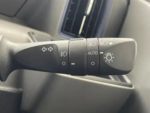 ダイハツ タント カスタム X セレクション 滋賀県 2020(令2)年 6.9万km ブラックマイカメタリック 純正ナビ/CD.DVD.Bluetooth.フルセグ/バックカメラ/スマートアシスト/・衝突軽減ブレーキ/・コーナーセンサー/・車線逸脱警報機能/・車線逸脱抑制制御機能/・ブレーキ制御付誤発進抑制機能/・先行車発進お知らせ機能/・アダプティブドライビングビーム/・進入禁止標識認識機能/両側パワースライドドア/ハーフレザーシート/前方ドライブレコーダー/ステアリングスイッチ/LEDヘッドライト/オートライト/スマートキー/スペアキー