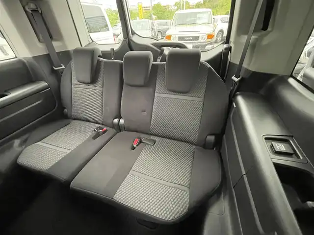 ホンダ ステップワゴン スパーダ ホンダセンシング 大阪府 2017(平29)年 4.9万km ホワイトオーキッドパール 純正ナビ　/   フルセグＴＶ/CD/DVD/Bluetooth　/バックモニター　/ホンダセンシング　/９インチ後席モニター　/両側パワースライドドア　/アイドリングストップ/パドルシフト/純正16インチアルミホイール/純正フロアマット（1列目）/Clazzioマット（2列目）　/プッシュスタート/スマートキー　/ビルトインＥＴＣ　/ＬＥＤ