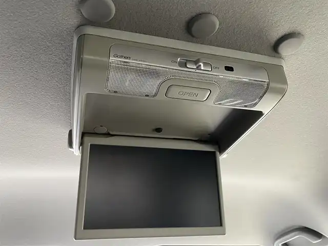 ホンダ ステップワゴン スパーダ ホンダセンシング 大阪府 2017(平29)年 4.9万km ホワイトオーキッドパール 純正ナビ　/   フルセグＴＶ/CD/DVD/Bluetooth　/バックモニター　/ホンダセンシング　/９インチ後席モニター　/両側パワースライドドア　/アイドリングストップ/パドルシフト/純正16インチアルミホイール/純正フロアマット（1列目）/Clazzioマット（2列目）　/プッシュスタート/スマートキー　/ビルトインＥＴＣ　/ＬＥＤ