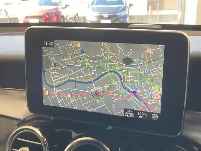 メルセデス・ベンツ ＧＬＣ２２０ d 4マチック クーペ スポーツ 熊本県 2019(平31)年 5.7万km ポーラホワイト ・スマートキー/・プッシュスタート/・アクティブブレーキアシスト/・ブラインドスポットモニター/・アテンションアシスト/・レーンキープアシスト/・インテリジェントライトシステムスト/・クルーズコントロール(追従式)/・ハーフレザーシート/・前席パワーシート/・全席シートヒーター/・純正HDDナビ/　【DVD・Bluetooth・USB・SD・MSV】/・フルセグTV/・全方位カメラ/・ETC/・ドライブレコーダー(前後録画)/・ヘッドアップディスプレイ/・パワーバックドア/・LEDヘッドランプ/・純正マット